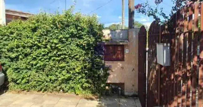 Casa em Condomínio de Alto Padrão em Taubaté-SP 3 Quartos, 1 Suíte, 2 Vagas Residencial São Charbel 100,00 m² de Área