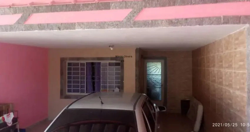 Imperdível oportunidade! Casa à venda em Taubaté-SP, Vila São José. 3 quartos, 1 suíte, 2 salas, 2 banheiros, 4 vagas de garagem, 100m². Confira!