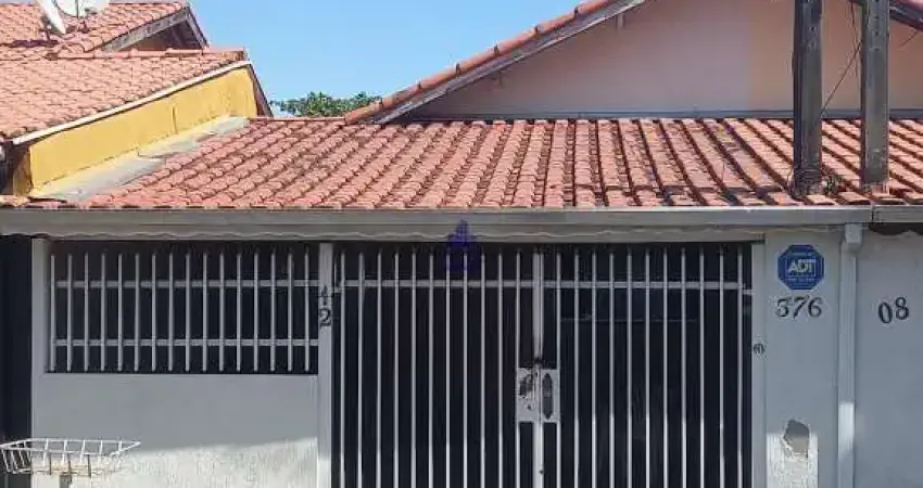 Casa à venda em Taubate-SP, bairro Gurilandia: 2 quartos, 1 suite, 1 sala, 2 banheiros, 2 vagas de garagem, 123m² de área. Venha conferir!