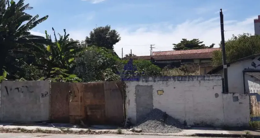 Terreno com 360m², murado de fácil acesso ao Centro e Rodovias. pronto para construir.