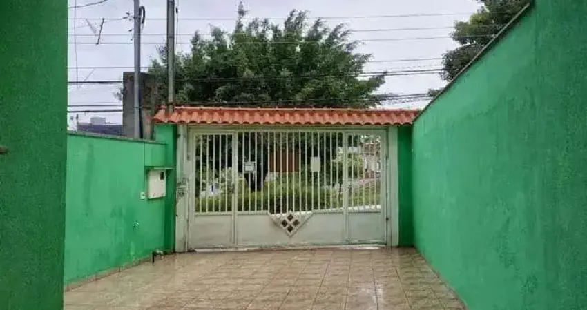 Excelente Casa assobradada  recém reformada à venda com 3 dormitórios, 1 suite, 3 vagas - Parque Co