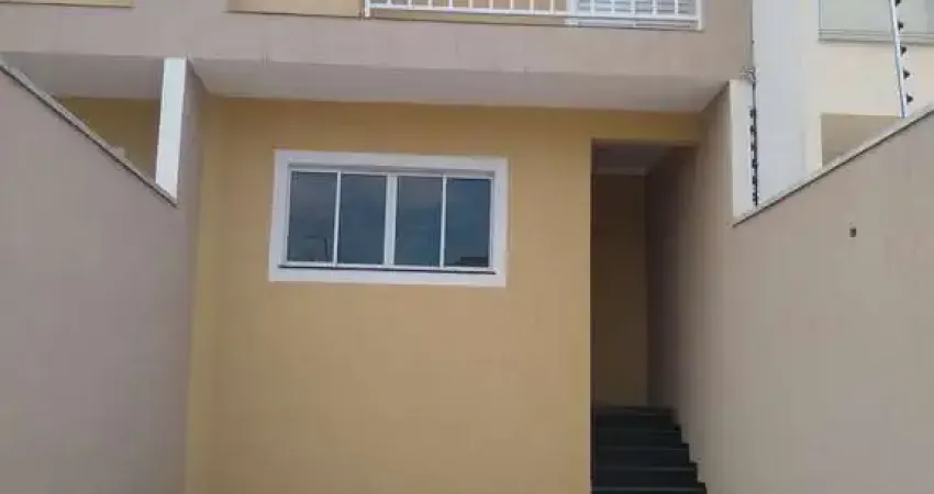 Sobrado Novo com 3 dorms sendo 01 suite com  125 m2 -Excelente Localização