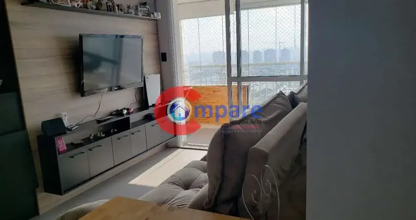 Lindo apartamento à venda, com acabamentos de primeira, possuindo 2 vagas de garagem, na região da