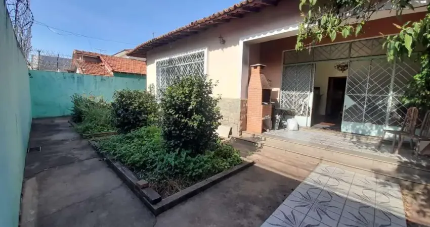 Casa com 3 quartos à venda na Rua Guarani, 648, Vila Galvão, Guarulhos