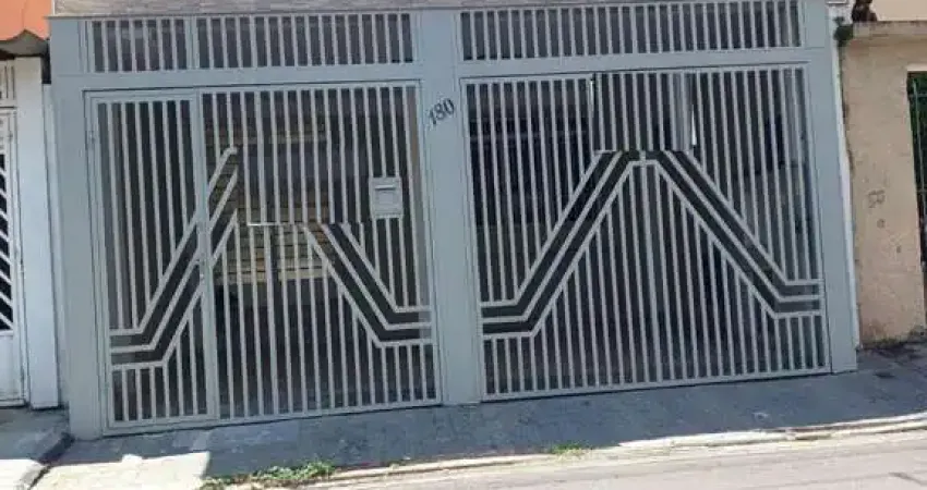 Excelente Sobrado à venda, com 195 metros, com 2 dormitórios, 1 suite, 2 vagas coberta  - Vila Galv