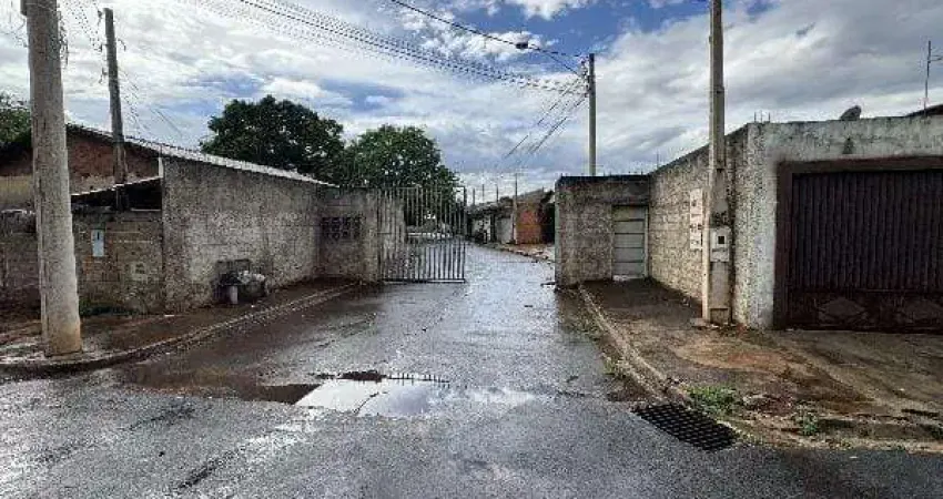 Casa à venda 2 Quartos, 1 Vaga, 10M², JARDIM SANTA CLARA, SERTAOZINHO - SP