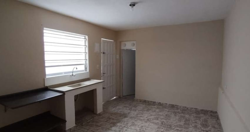 1 Quarto e Cozinha para Alugar  – Próximo ao Zoológico de Guarulhos!