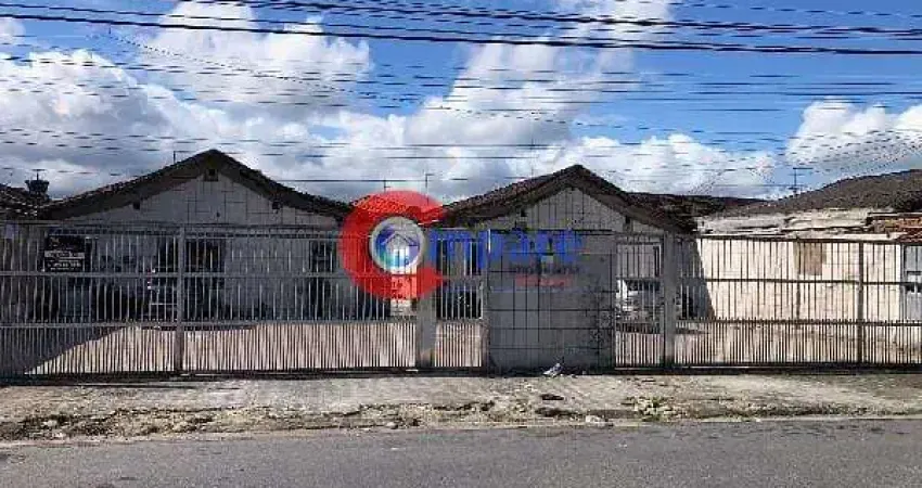 Casa com 1 quarto à venda na Avenida Guadalajara, Tupi, Praia Grande
