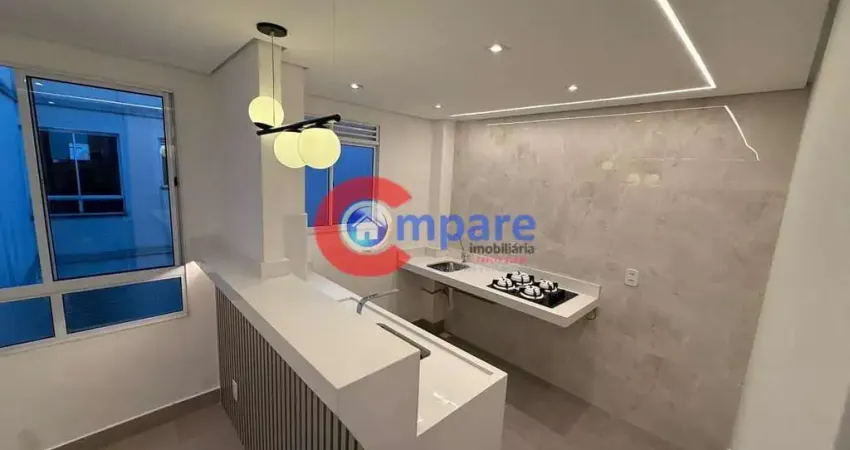 Apartamento reformado com acabamento moderno, com 2 dormitórios e 1 vaga de garagem no condomínio p