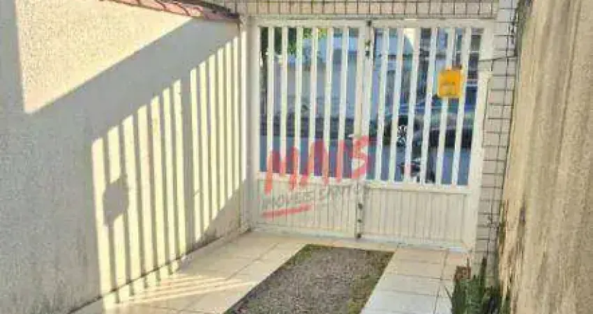 Casa com 3 quartos à venda no Embaré, Santos 