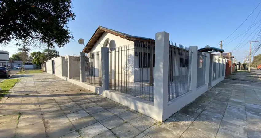 Casa com 3 quartos à venda na Rua das Araucárias, 481, Harmonia, Canoas