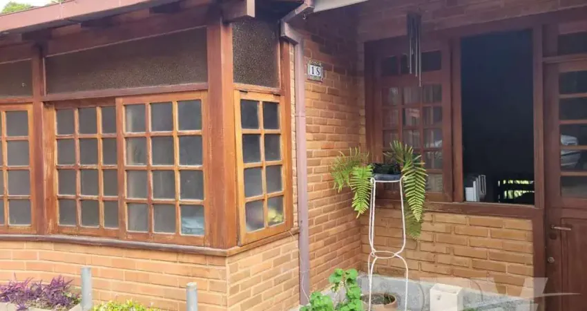 Casa em Condomínio para Venda em Teresópolis, Cascata do Imbuí, 2 dormitórios, 1 banheiro