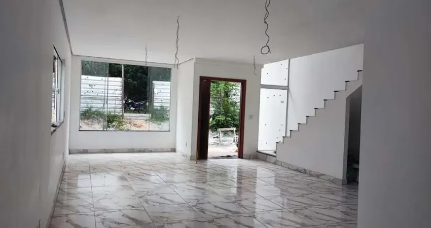 Casa para Venda em Teresópolis, Granja Guarani, 4 dormitórios, 4 suítes, 5 banheiros, 1 vaga