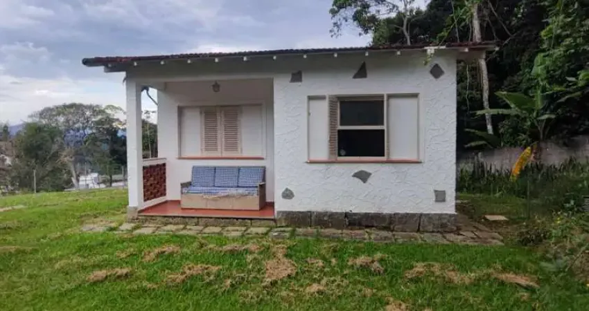Casa em Condomínio para Venda em Teresópolis, Parque Do Imbui, 1 dormitório, 1 suíte, 1 banheiro, 1 vaga