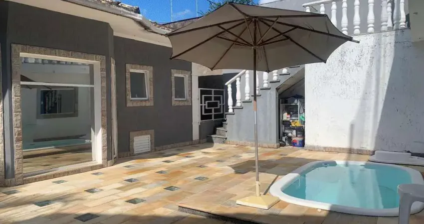 Casa em Condomínio para Venda em Teresópolis, Tijuca, 3 dormitórios, 2 suítes, 1 banheiro, 3 vagas