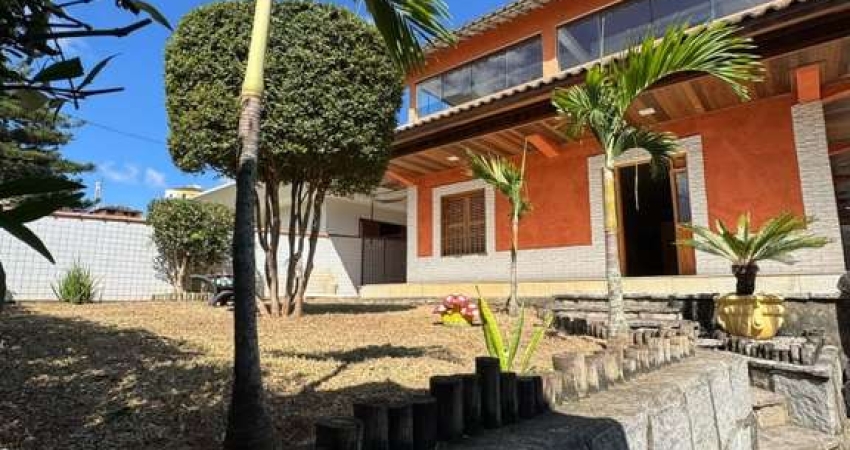 Casa para Venda em Teresópolis, Taumaturgo, 4 dormitórios, 4 suítes, 1 banheiro, 1 vaga