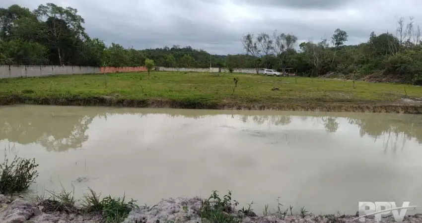 Terreno à venda no Vale das Pedrinhas, Guapimirim