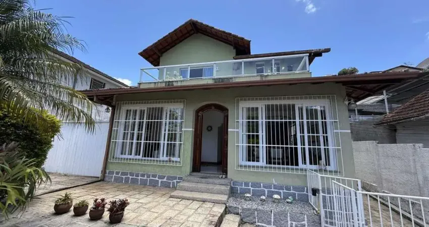 Casa para locação em teresópolis, várzea, 3 dormitórios, 3 suítes, 2 banheiros, 2 vagas