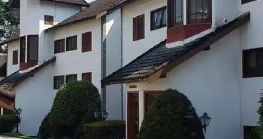 APARTAMENTO EM CONDOMÍNIO COM LAZER 5 DORMITÓRIOS VARANDA CAMPOS DO JORDÃO