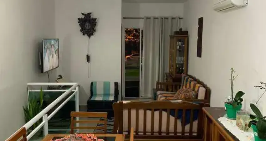 CASA SOBREPOSTA 3 DORMITÓRIOS 1 SUÍTE 112 m2 2 VAGAS GARA VILA VALENÇA SV.