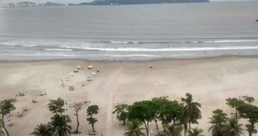APARTAMENTO FRENTE AO MAR - SÃO VICENTE - AMPLO E AREJADO