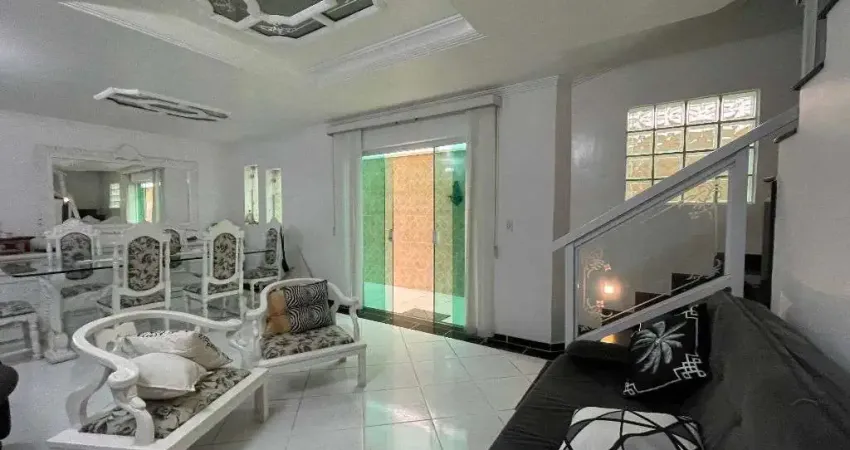 Sobrado na encruzilhada, 3 quartos (3 suítes), edícula, área gourmet, 2 vagas