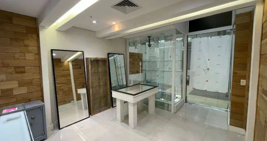 Loja à venda no Gonzaga, Santos - 50 m² de área interna com escritório