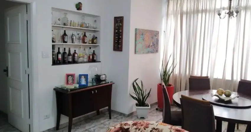 Apartamento no Boqueirão, 3 Dormitórios, 1 Vaga, próximo da praia, 151 m2