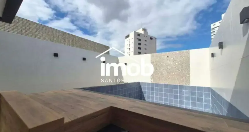 Casa duplex com 3 dormitórios e piscina no Embaré em Santos/SP