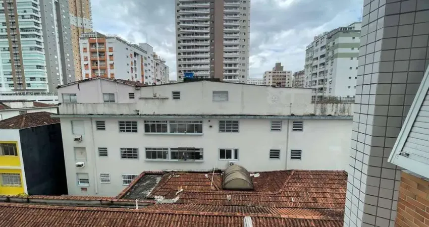 Apartamento no Gonzaga, 3 Quartos (1 Suíte com varanda), Frente, 1 Vaga Coletiva, Próximo da Praia