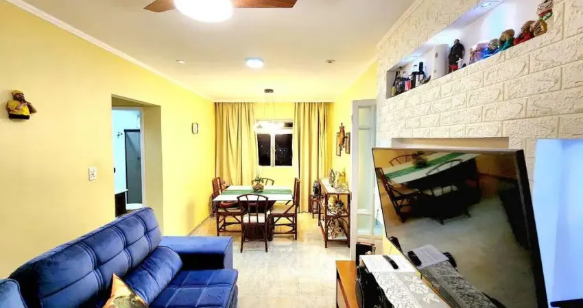 Apartamento na Ponta da Praia, Santos/SP - 2 Dormitórios, Garagem Fechada e Ótima Localização!