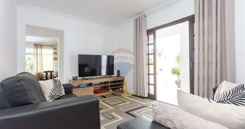 Casa com 4 quartos à venda na Rua Estanislau Krowinski, 219, Novo Mundo, Curitiba