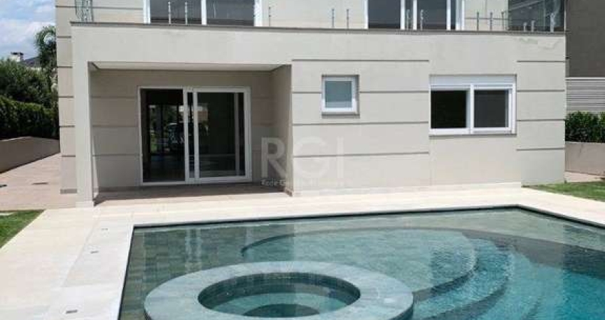 Casa Condominio para Venda - 320m², 3 dormitórios, sendo 1 suites, 3 vagas - San