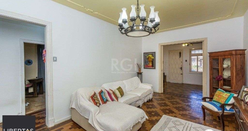 Casa para Venda de 3 dormitórios, Petrópolis