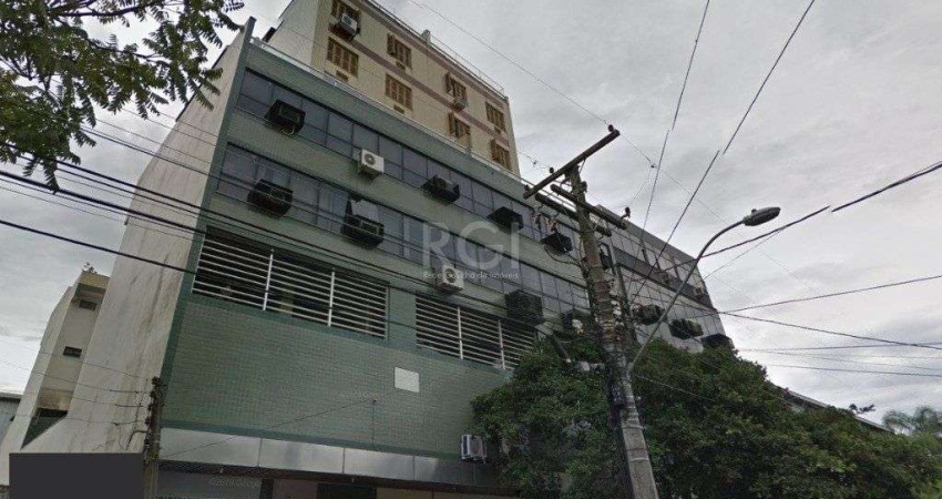 Cobertura para Venda - 185m², 3 dormitórios, sendo 1 suites, 3 vagas - Passo da