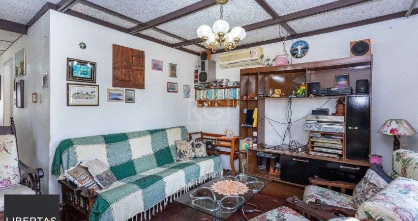 Casa para Venda - 93m², 4 dormitórios, sendo 1 suites, 4 vagas - Jardim Leopoldi