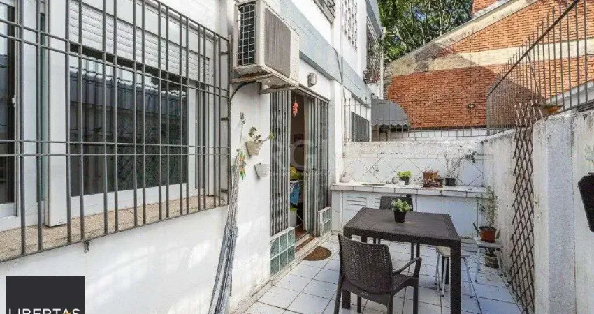 Apartamento térreo com pátio de 1 dormitório no bairro Santa Cecilia