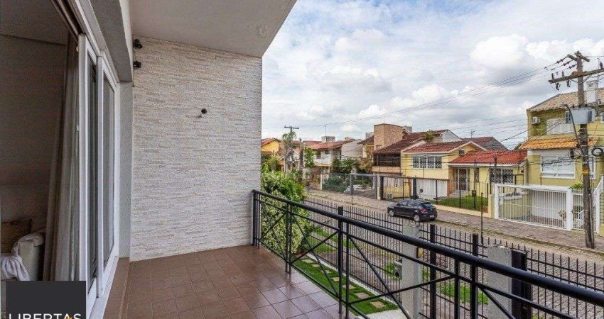 Casa no Jardim Planalto de 3 dormitórios pátio com piscina