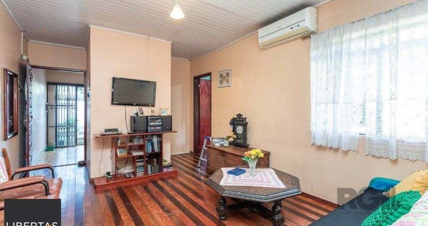 Casa sobrado no Jardim do Salso de 3 dormitórios