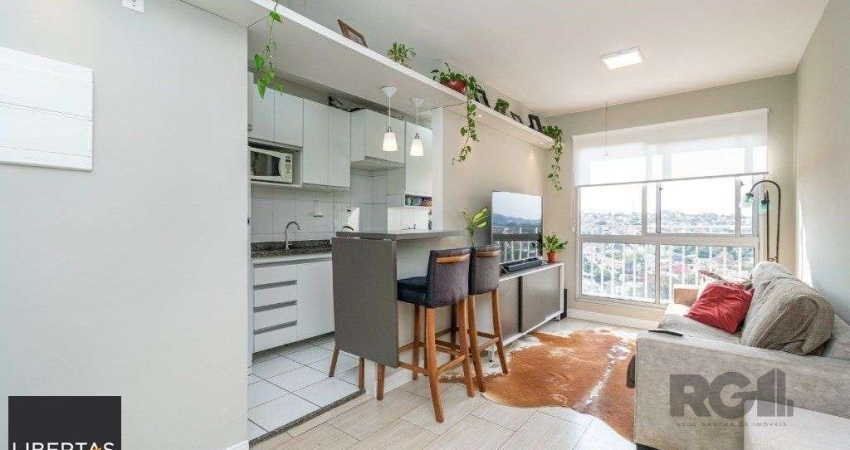 APTO DÉCIMO TERCEIRO ANDAR COM GARAGEM E ELEVADOR. ÓTIMA VISTA
