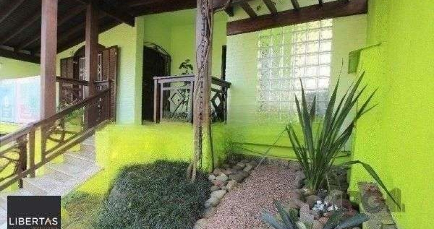 casa sobrado no Jardim Sabará de 3 dormitórios e 4 vagas