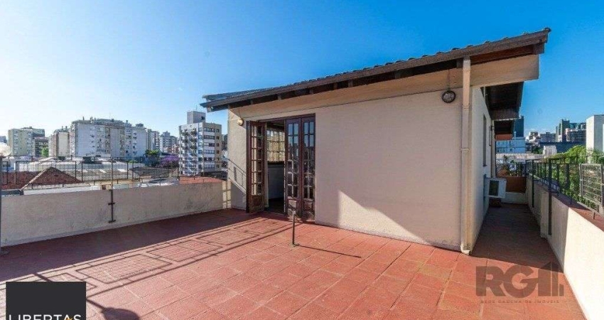 Cobertura no bairro Rio Branco de 2 dormitórios vaga e terraço