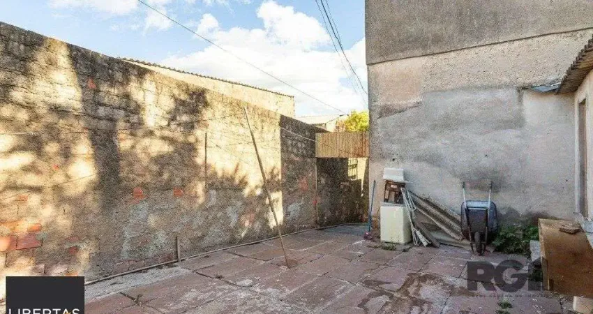 Terreno à venda na Rua Caieira, 446, Medianeira, Porto Alegre