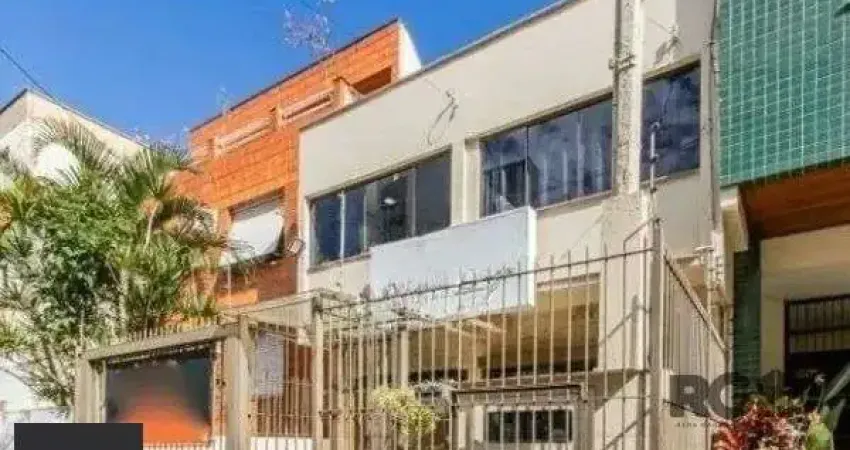 Casa com 8 quartos para alugar na Rua Barão de Ubá, 86, Bela Vista, Porto Alegre