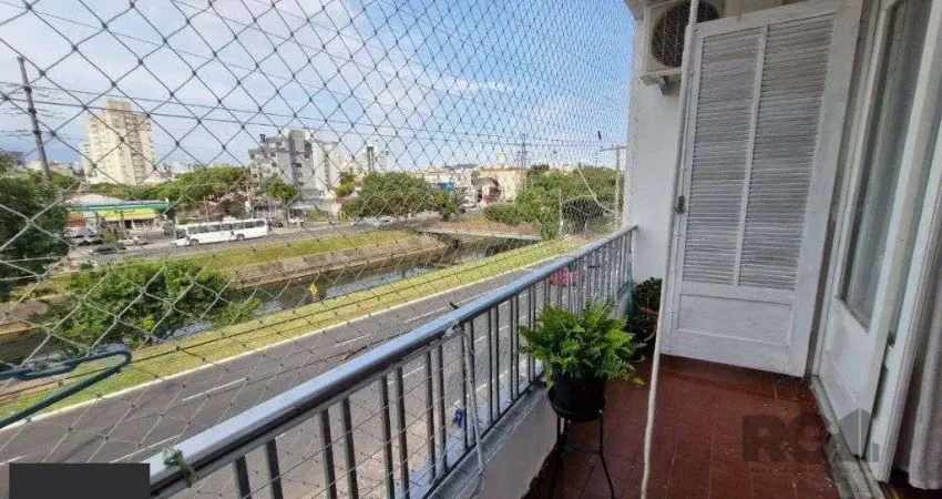 Apartamento 139m², com sacada na Av. Ipiranga próximo a PUC