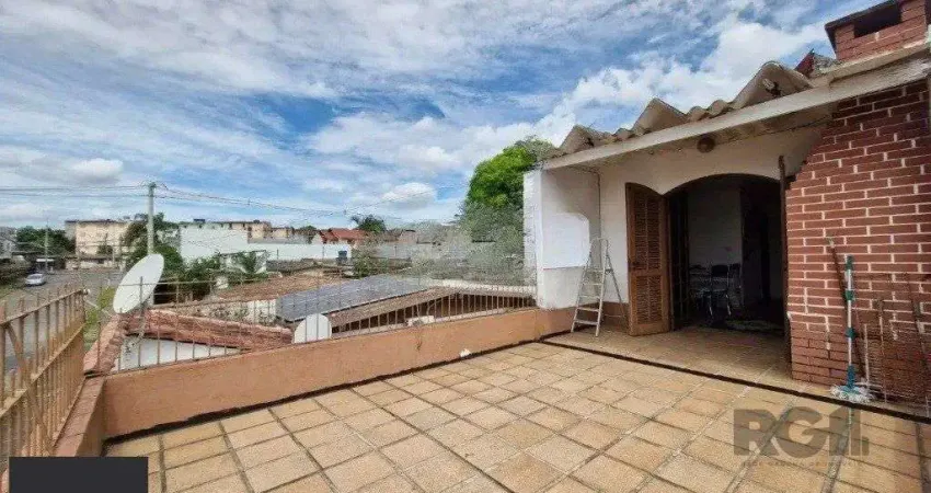 Casa com 4 dormitórios  no bairro Jardim Leopoldina