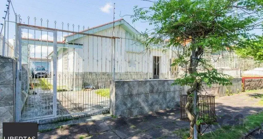 Casa com 3 dormitórios no bairro Tristeza
