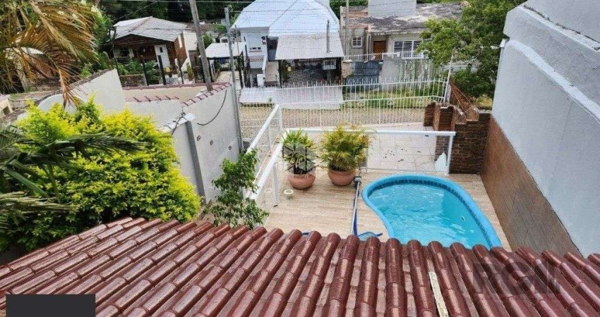 Casa 3 dormitórios à venda Teresópolis Porto Alegre/RS