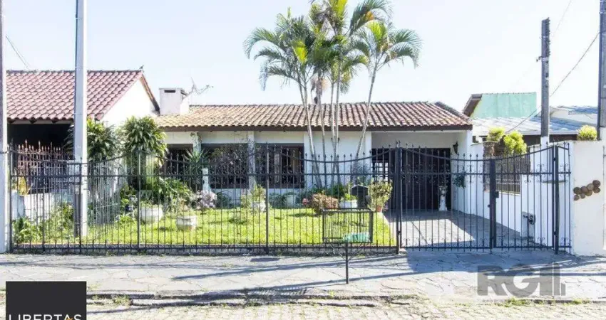 Sobrado para Venda - 170m², 3 dormitórios, sendo 1 suites, 2 vagas - Serraria