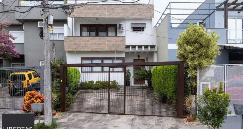 Casa para Venda - 170m², 3 dormitórios, sendo 1 suites, 2 vagas - Lagos De Nova